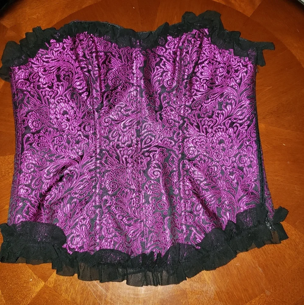 Corset Size 36. NWOT. Great color. Stunning NWOT - Picture 4 of 8